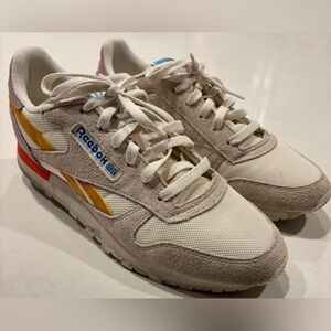 Women's Size 11 Reebok Classic Leather Sneakers